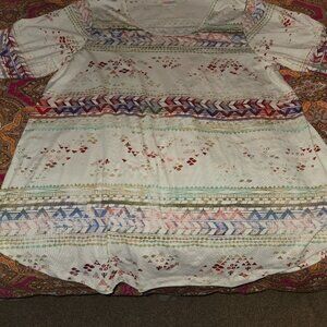 Scoop Neck short sleeve swing Tee